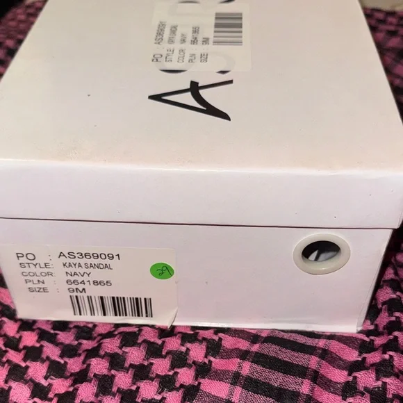 ASHRO Navy Blue Gold Shoes Womens Size 9 Chunky Heels Church Fancy Granny Style - Picture 13 of 13